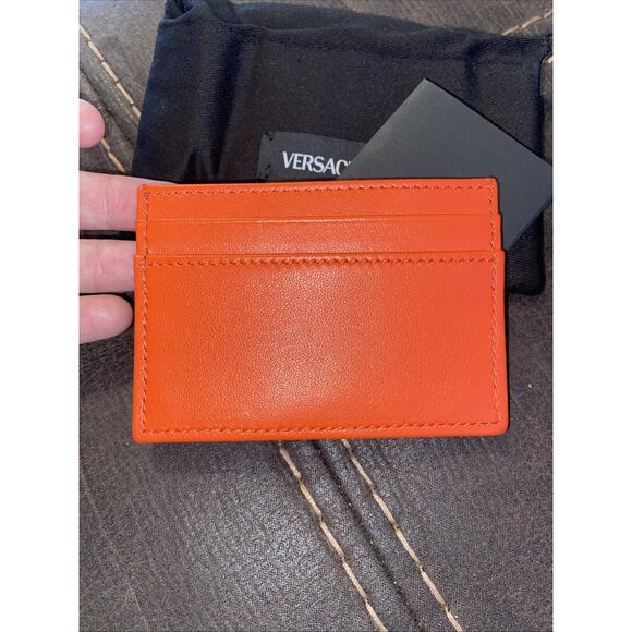 NWT Versace Mini Medusa Coral Quilted Lamb Leather Slim Card Case Wallet - Picture 7 of 10